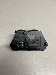 Interruptor de control asiento trasero izquierdo Mercedes S430 S500 2000 - 2006 220 821 51 58 - Imagen 1 de 6