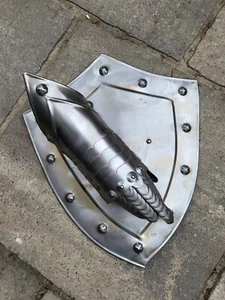 Scudo protettivo con guanto armatura cavaliere parte armatura cavaliere altezza 48 cm - Foto 1 di 3