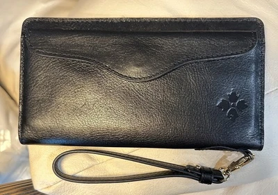 Patricia Nash Valentia Muñequera a Presión Cuero Negro Organizador Billetera Bolso sin asas Foto 1 de 4