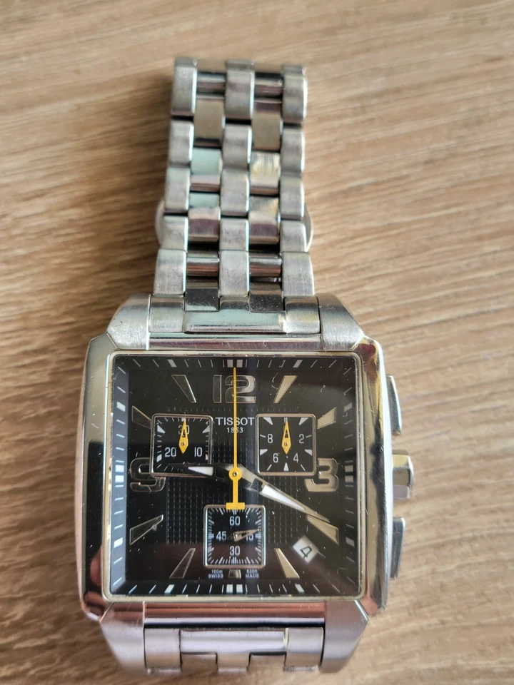 💥💥Reloj cronógrafo Tissot T-Trend Quadrato - T005.517.A💥💥 Foto 1 de 4