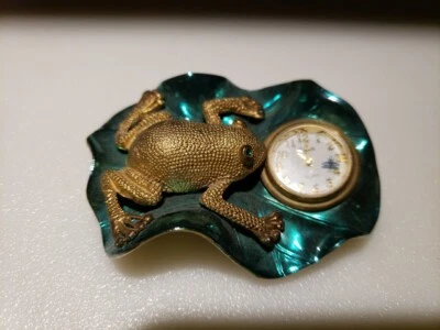 Jeweled 3.5" Frog On Lily Pad By Waterbury Desk Clock Co. Figurine - Image 1 of 2