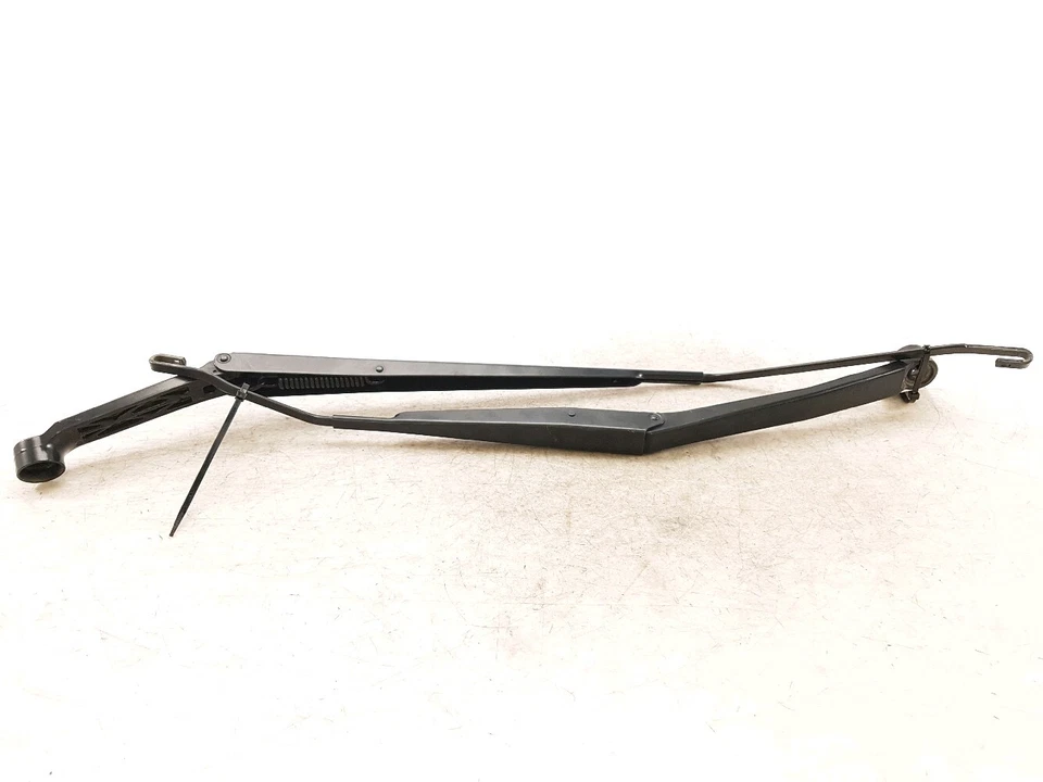 Bras d'essuie glace avant (x2) - Toyota AVENSIS VERSO - 8521144080 - S0-4432Q - Photo 1/1