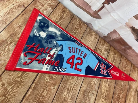 MLB St.Louis Cardinals SGA 2006 Bruce Sutter Hall Of Fame Pasta House Pennant Cover
