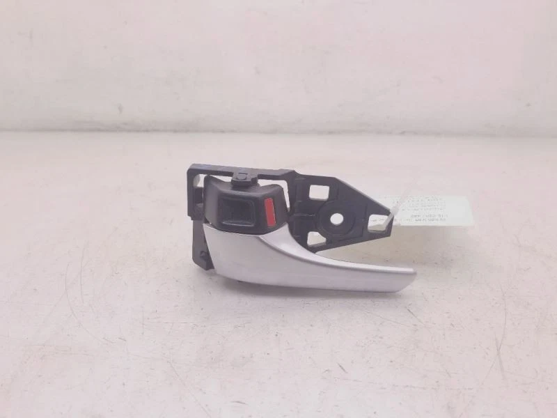 Toyota Camry 2015 lado del conductor interior delantero panel de puerta montaje  Foto 1 de 4