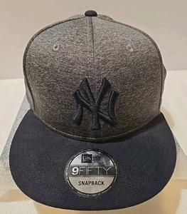 New York Yankees Baseball Hat Cap Snapback One Size Gray Black 59Fifty Flat Bill - Picture 1 of 11