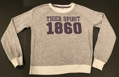 Moletom Feminino Victoria's Secret Rosa 5th & Ocean Tiger Spirit Cinza Pequeno - Imagem 1 de 4