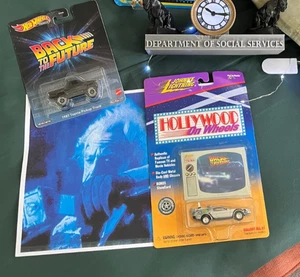 BACK TO THE FUTURE DOC BROWN   TOYOTA  4x4    delorean 4 items - Picture 1 of 8
