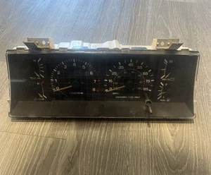 1984-1985 Toyota Pickup Truck SR5 Gauge Cluster With Tach OEM WORKS - Picture 1 of 11