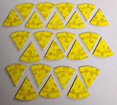 24 Piezas de repuesto para juego Hasbro Ratón Trampa Cartón Queso Cuñas Foto 1 de 4
