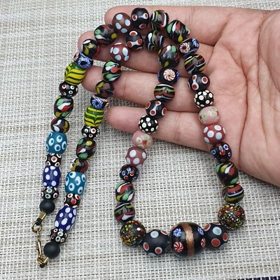 Collana di perline in vetro misto bellissimo stile veneziano vintage - Immagine 1 di 4