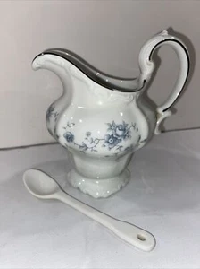 Johann Haviland Bavaria Germany Blue Garland Creamer Dish-D - Picture 1 of 8