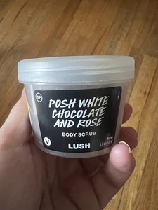 Lush PISH WHITE CHOCOLATE AND ROSE Body Scrub 4.7oz - Picture 1 of 6