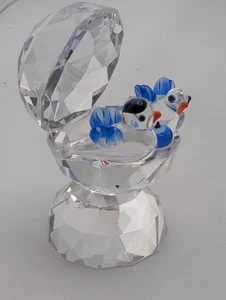 Crystal~**2 BLUE BIRDS ON BIRDBATH **~Black Eyes~2 1/8" Tall - Picture 1 of 9