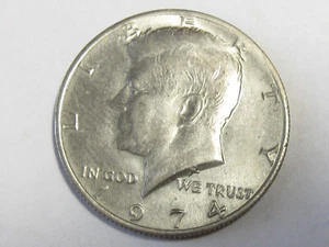 Circulated 1974 Kennedy Half Dollar - #10824-3 - Bild 1 von 2