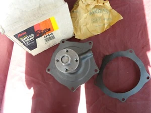 Nos 1960 1977 Chrysler industrial Dodge Truck 361 413 470 Water pump - Picture 1 of 11