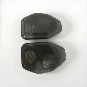 2018-2023 Jeep JL Wrangler Rear Soundbar Speaker Covers  134582 - Bild 1 von 9