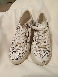 Guess Love Graffiti Sneakers White Lace Up Womens size 8 Medium  - Picture 1 of 5