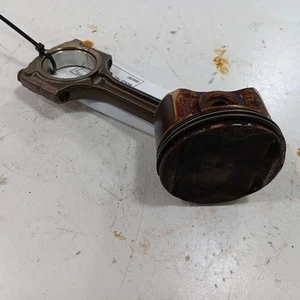 Nissan Versa 1.6 Single Piston With Connecting Rod   2023 2022 2021 2020 - Picture 1 of 11