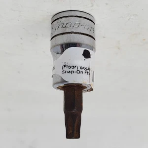Snap-On FTX30A Metric T-30 Chrome Torx Head Bit Socket  - 3/8" Drive - USA - Picture 1 of 5