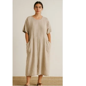 Vestido midi de lino natural beige talla grande Lagenlook artístico costero - Imagen 1 de 10