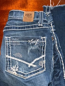 BKE Denim Girls 23x31 1/2 Lexi Raw Hem Distressed - Picture 1 of 8