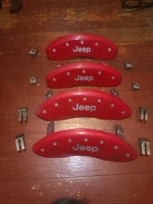 Cubierta de pinza de freno de disco limitada MGP 42002SJEPRD Foto 1 de 4