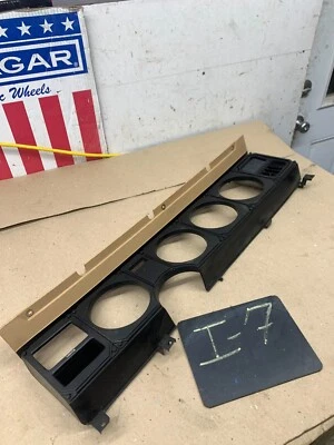 1982-1992 FIREIRD TRANS AM TABLERO DE INSTRUMENTOS PANEL BISEL MARRÓN OSCURO AMARILLO 15755 Foto 1 de 4