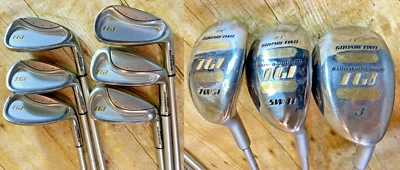 JUEGO CUADRADO DOS TGI KATHY WHITWORTH HIERRO DERECHO E HÍBRIDO DAMAS FLEX (9 PALOS) ⛳VGUC⛳ Foto 1 de 4