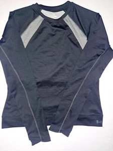 Under Armour Boys Youth Small  Black Gray Long Sleeve Shirt - Picture 1 of 8