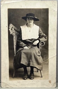 RPPC Líbano Tennessee Mujer Bonita Moda Foto Real Postal Años 1910 - Imagen 1 de 4