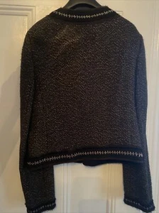 Ellie Tahari Jacke. Wolle/Kaschmir/Alpaka. Braun mit vorderen Haken und Taschen. - Bild 1 von 2