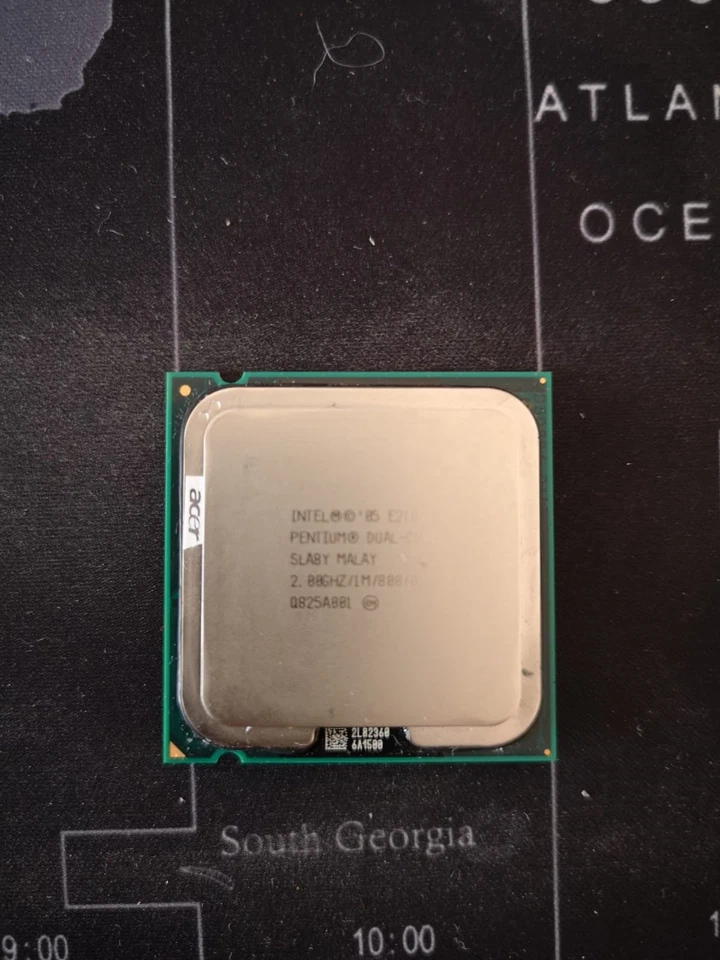 PROCESSORE INTEL E2180 PENTIUM DUAL CORE 2.00 GHz 1M/800/06 Q825A001 ACER - Immagine 1 di 1