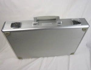 Vanguard Silver Aluminum Lock Briefcase with Two Keys 18" x 13" x 3" - Picture 1 of 16