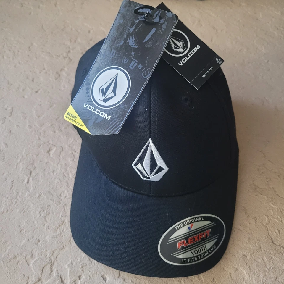Size OS Authentic Volcom Full Stone Flexfit Youth  Baseball Cap - Image 1 of 4