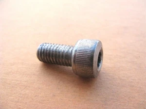 2002-2010 LEXUS SC SC430 CENTER WHEEL RIM (1) HUBCAP HUB CAP BOLT SCREW OEM USED - Picture 1 of 4