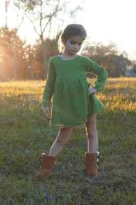Well Dressed Wolf NWT 8 Green Petal Dress Bloomers Set LA1-199 - Picture 1 of 3