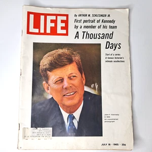 LIFE Magazine John F. Kennedy  A Thousand Days July 16, 1965 Vintage Schlesinger - Foto 1 di 7