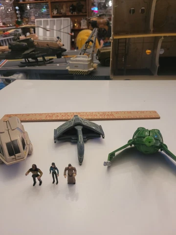 1994 STAR TREK THE NEXT GENERATION Micro Machines Playsets Lot Of Cover