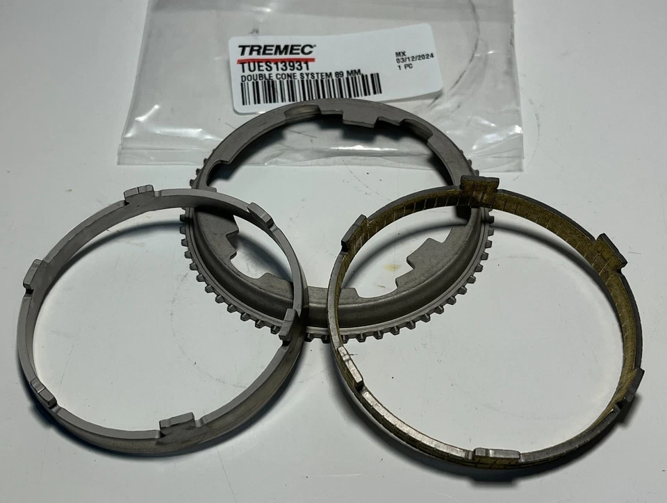 3RD OR 4TH SYNCHRONIZER RING SET/TREMEC/TR6060/6 SPEED/SINTERED BRONZE/TUES13931 - Image 1 of 1