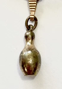 VTG Bowling Pin Award BROOCH Gold Tone - Picture 1 of 5