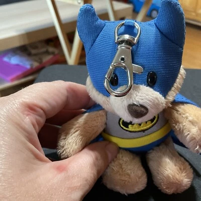 GUND DC Comics Superhéroe Batman Oso Azul Peluche Coleccionistas Llavero Foto 1 de 4