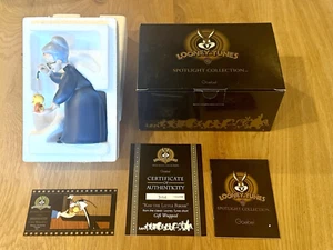 LOONEY TUNES TWEETY Spotlight Collection KISS THE LITTLE BIRDIE w Box CELL & COA - Imagen 1 de 17