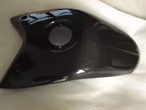 CUBIERTA TANQUE DE CARBONO SE01 PARA DUCATI HYPERMOTARD 1100 EVO - Imagen 1 de 4