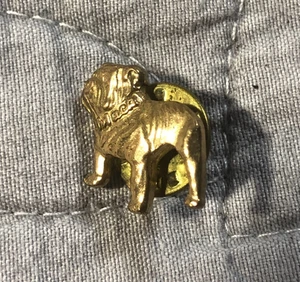 Vintage Mack Truck Bulldog Tie Tack Gold Tone Full Body Hat Lapel Pin - Picture 1 of 3
