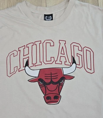 Camiseta Chicago Bulls Ultra Game Hombre Talla Mediana, Muy Única, Logo, Beige Foto 1 de 4