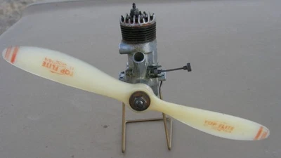 VINTAGE McCOY 35 RED HEAD GAS/NITRO GLOW PLUG MODEL AIRPLANE ENGINE Foto 1 de 4