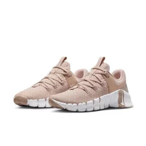 Nike Free Metcon 5 Pink Oxford Size 8.5 Womens Sneakers DV3950 600 New - Picture 1 of 6
