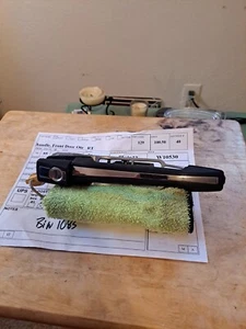 1995 Mercedes E420 Front Right Passenger Side Exterior Door Handle OEM E 420  - Picture 1 of 5