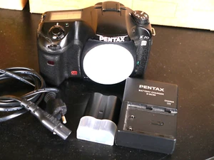 PENTAX K20 PERFETTAMENTE FUNZIONANTE SPEDIZ. COMBINATA - Imagen 1 de 13