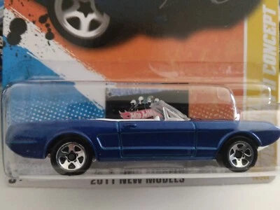 FORD MUSTANG CONCEPT 14/50 AZUL CARDADO SUELTO HOT WHEELS 2011-014 NUEVOS MODELOS '63  Foto 1 de 4